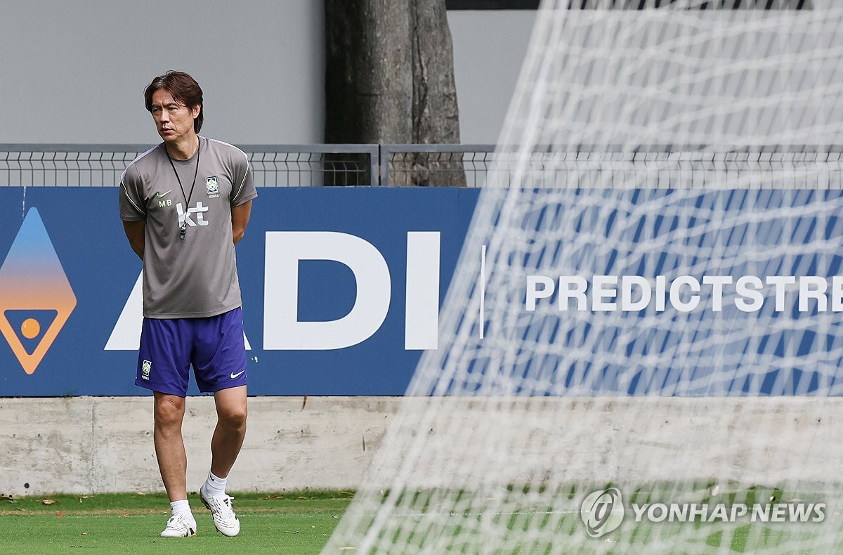 Fifa World Cup: Hong Myung-bo Backs Players After Loss