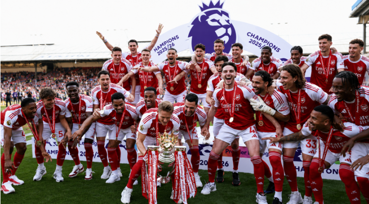 Arsenal celebrating after winning the Premier League 2025/26 season